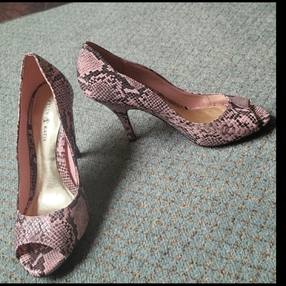 Kelly & Katie Pink and Black Snake Print Heels